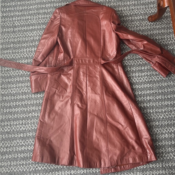 Vintage Red Leather Trench Coat - Picture 8 of 8